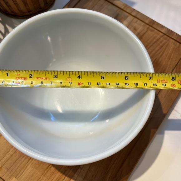 S/3 Vintage Pyrex bowls *imperfect* - Picture 11 of 16